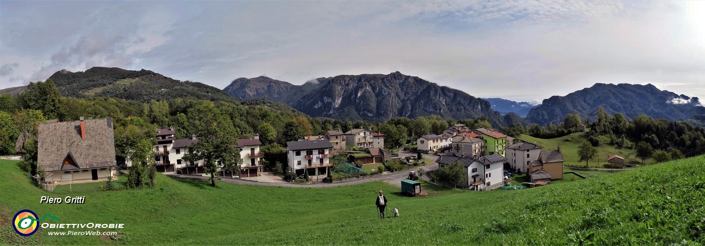 67 Rientriamo per prati a Reggetto con bella vista panoramica.jpg